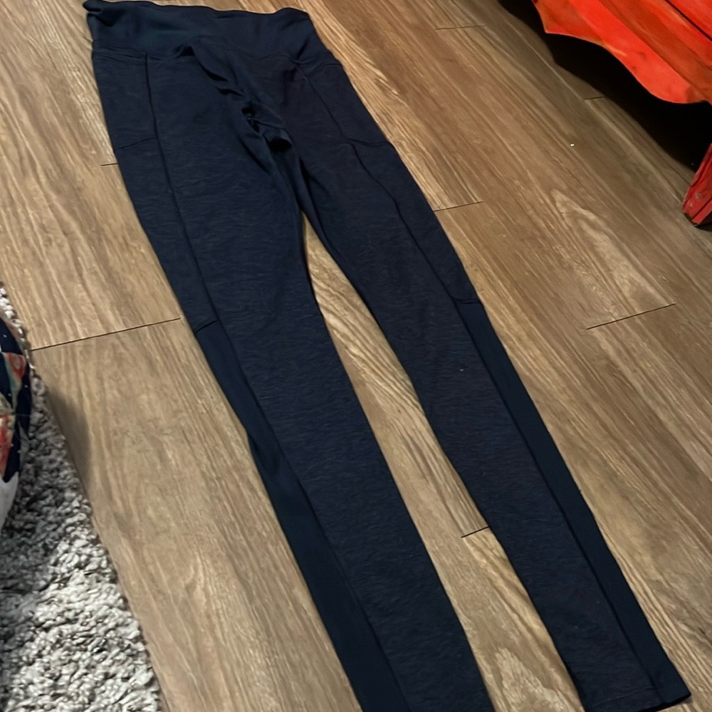 Athlete Navy Exhale heel Tight yoga pants sz M